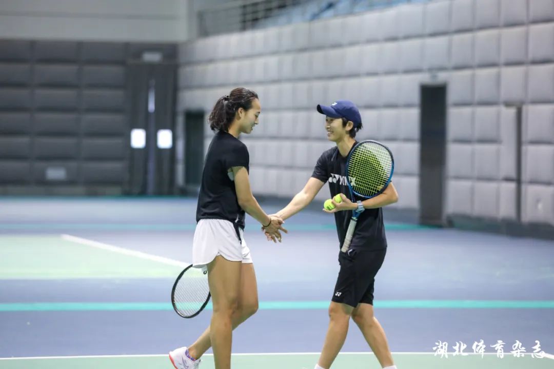 而面对劲敌 而面对劲敌